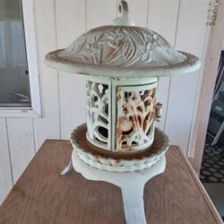 VINTAGE CAST IRON HANGING GARDEN TEA HOUSE