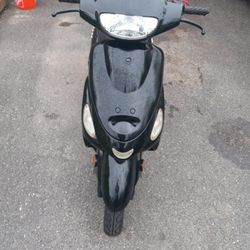 2022 Taotoa 50cc Scooter Starts Right Up Runs Good No Issues 