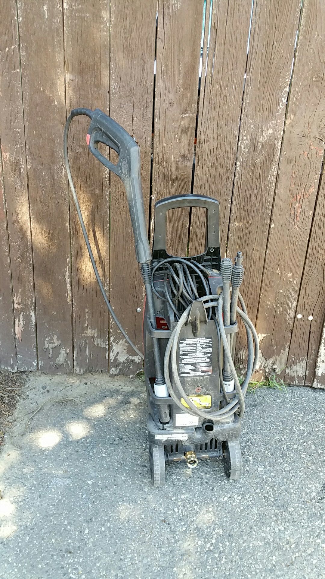 Husky 1750 Pressure Washer & Accessories "Working Condition" for Sale