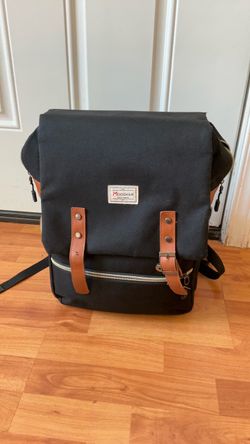 Modoker backpack with powerbank