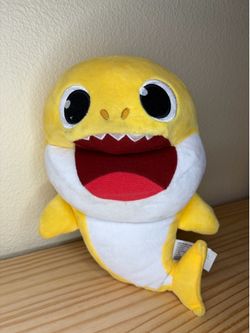 Baby shark plushie