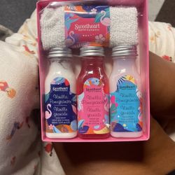 Sweetheart Bath Company Bath Collection Vanilla Pomegranate 