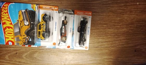 HOT WHEELS 