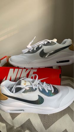 Brand new youth Nike Air Max Oketo SE (GS) size 6.5Y