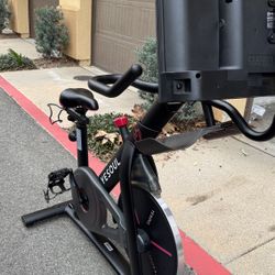 YESOUL Bike W/ Screen