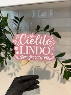Cielito Lindo cake topper