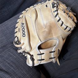 Baseball glove