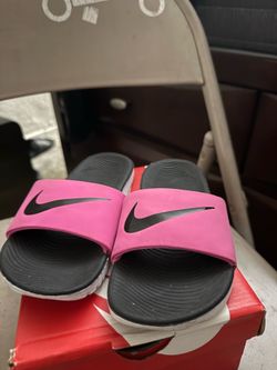 Nike Kawa size 2