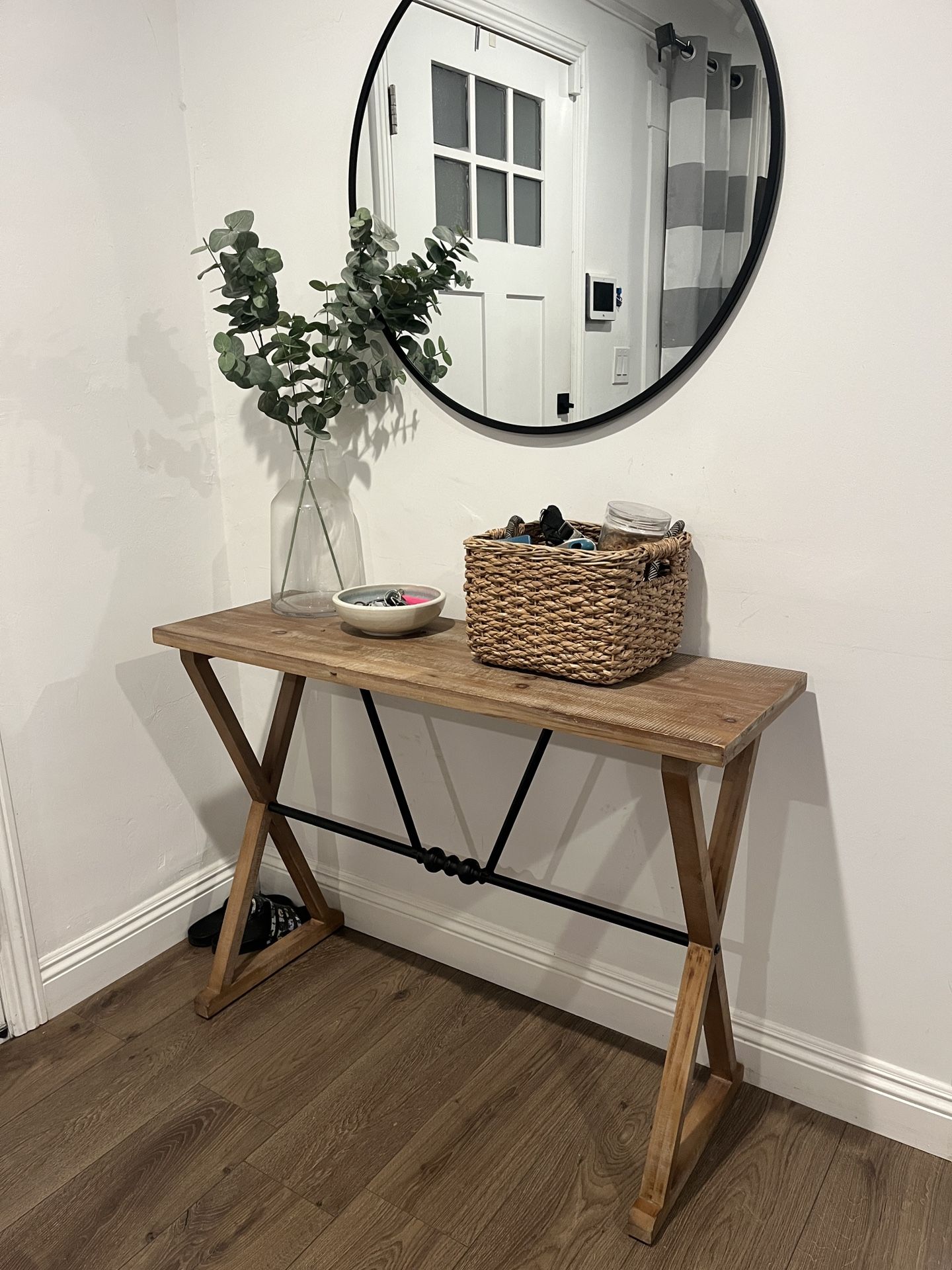 Modern Farmhouse Wood 42” Entry Console Table