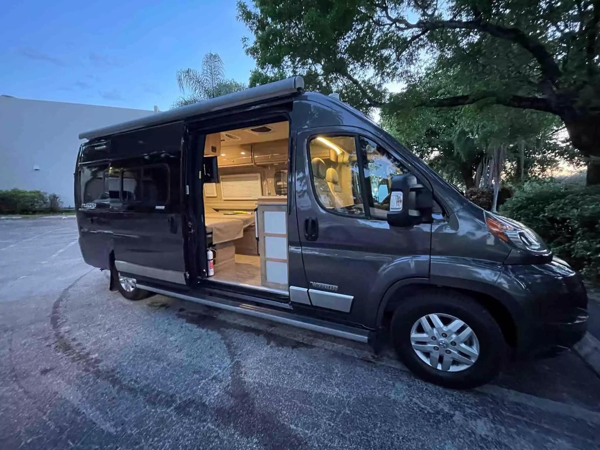 2019 Ram ProMaster Cargo Van 3500 High Roof Extended Van 3D - $20,000 (3560 NW 53rd St #3B)