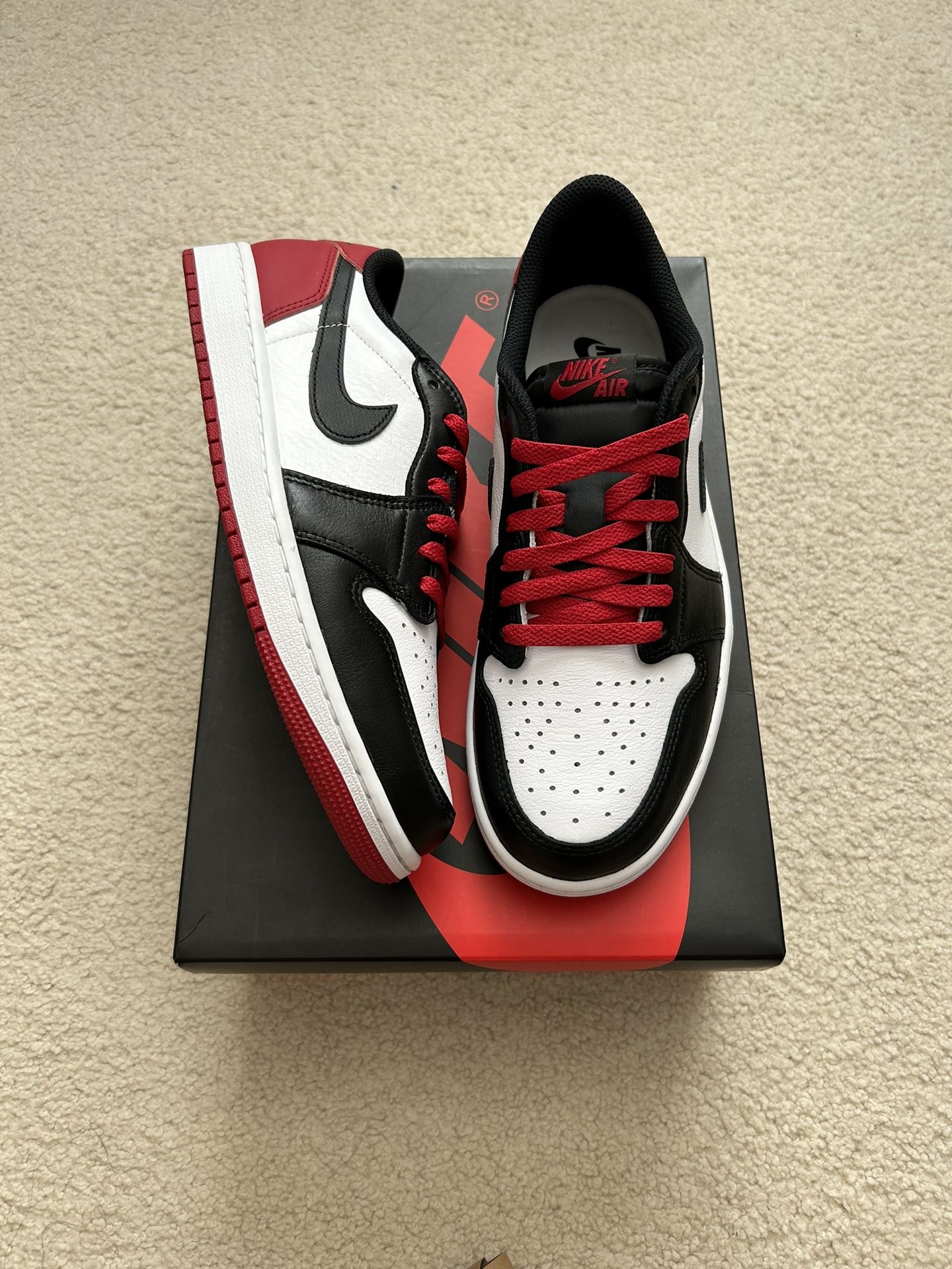 Air Jordan 1 Low Black Toe Size 9.5 DS (Brand New) - NO TRADES!