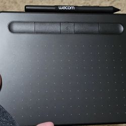 Wacom Intuos (Small) Creative Pen Tablet