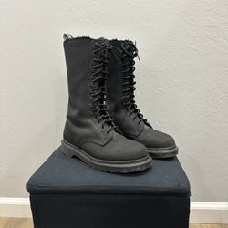 Dr Martens Fur Lined 1B99 Combat Boots 