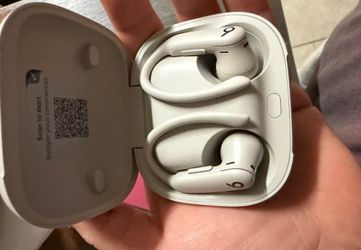 Beats Powerbeats Pro 2