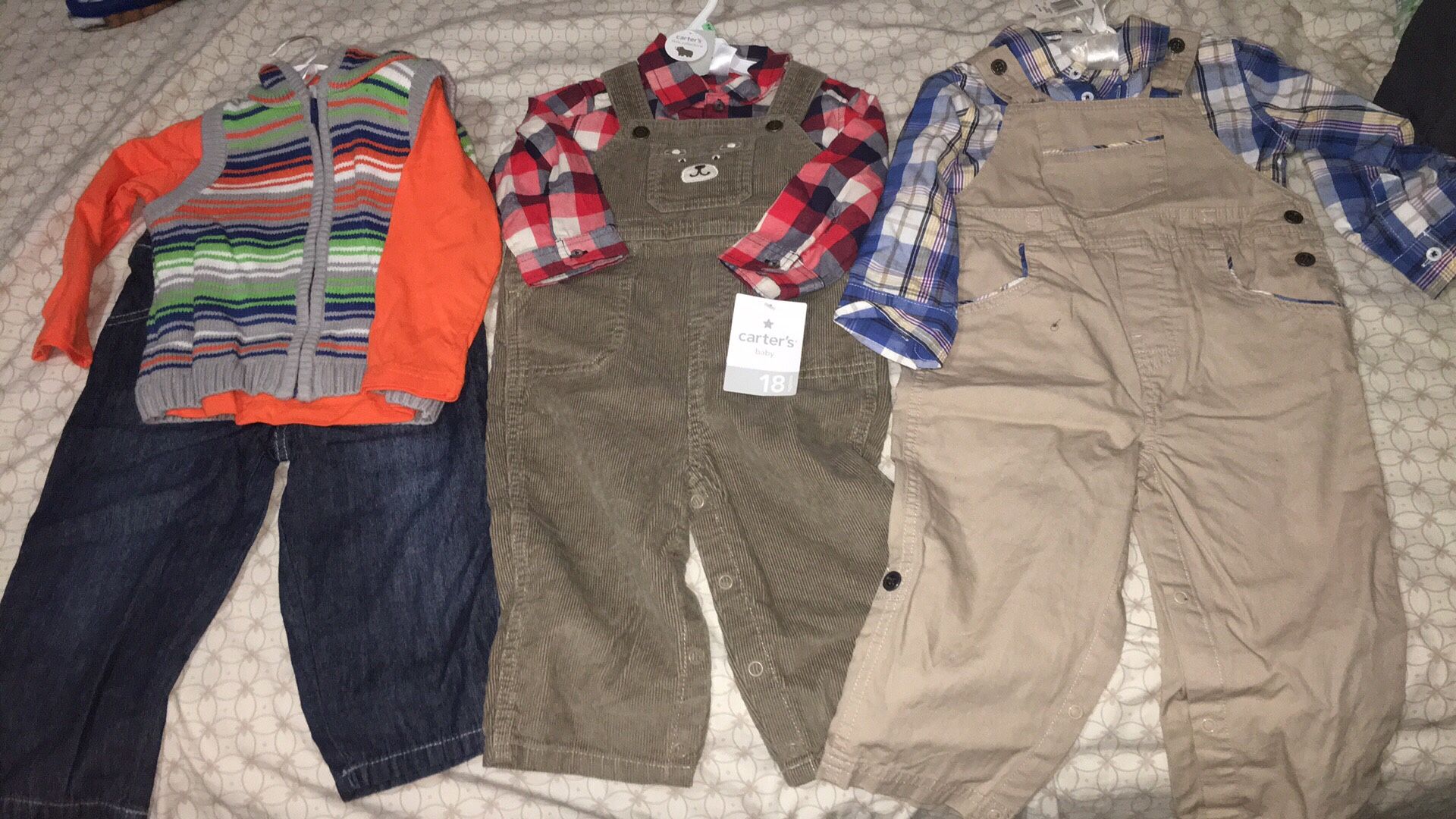 Baby size 24months Carter’s clothes NWT each $12