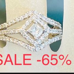 Engagement/ Anniversary/ Fashion Ring NATURAL DIAMONDS 18 K Gold 🎄 SALE -65%  Appraisal Is From When Gold Was $1500 Now Its $4000 