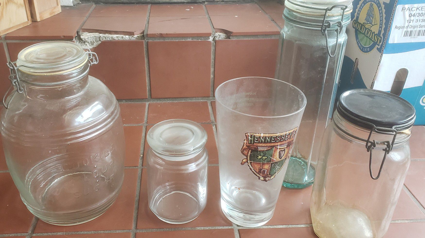Miscellaneous tall glassware