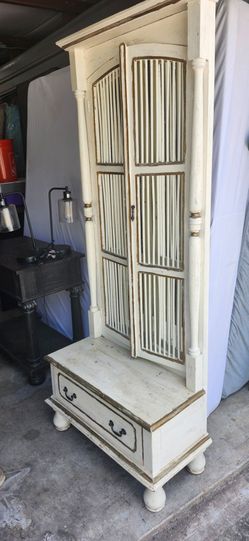 Distressed White Wood Hall tree with Drawer