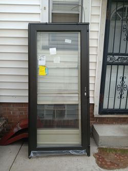Pro via screen door