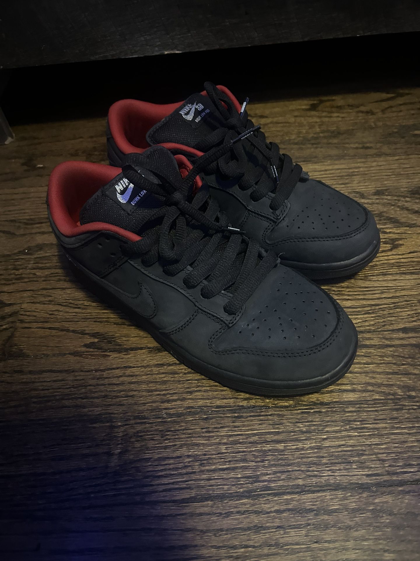 Nike X Supreme SB Dunks 