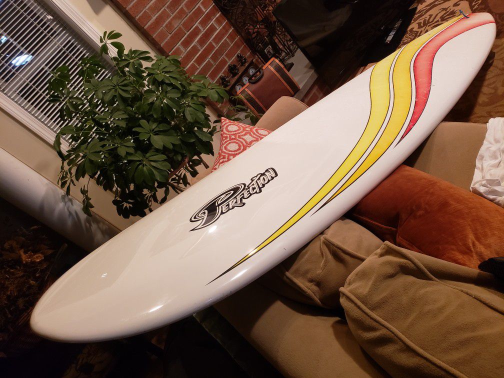 Surfboard by PERFECTION