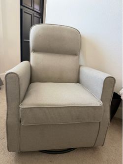 Delta rocking chair