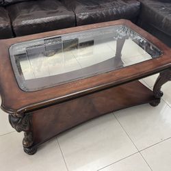  Coffee table and small corner table
