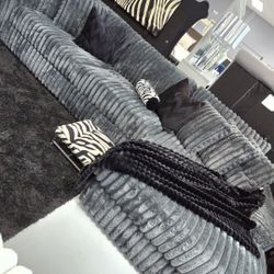 ✨️XL Sectional Sofas✨️ Furniture Queen Bedrooms, Dining Avail