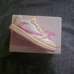 Travis Scott Shy Pink