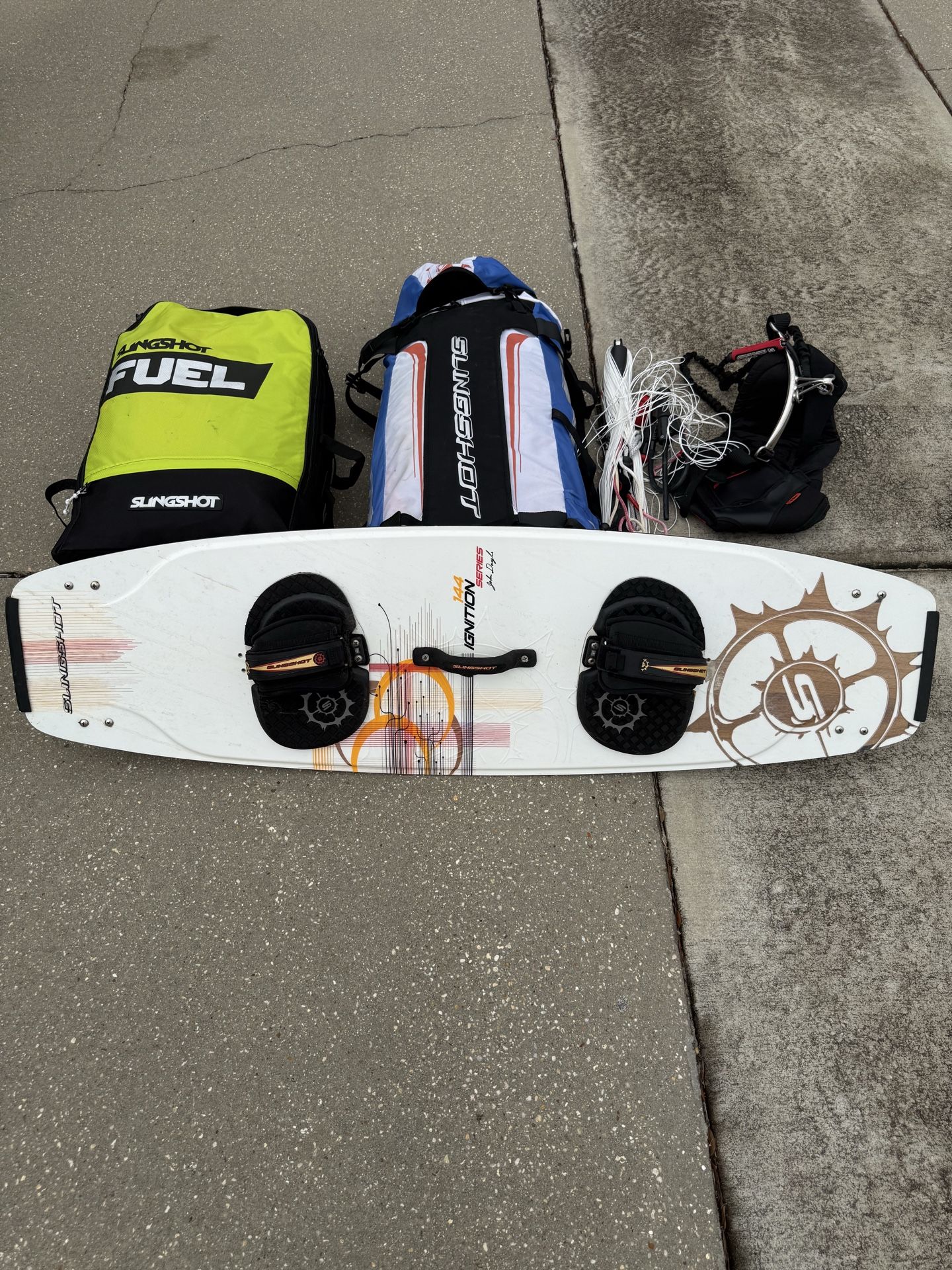 Slingshot Rev 15.0M Kite + 144 Ignition Board