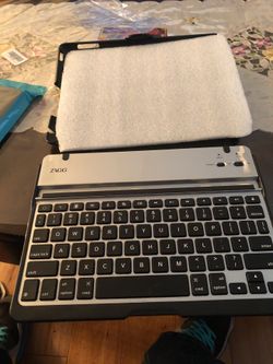 Ipad pro & zagg cases ipad 2/3/4 gen.