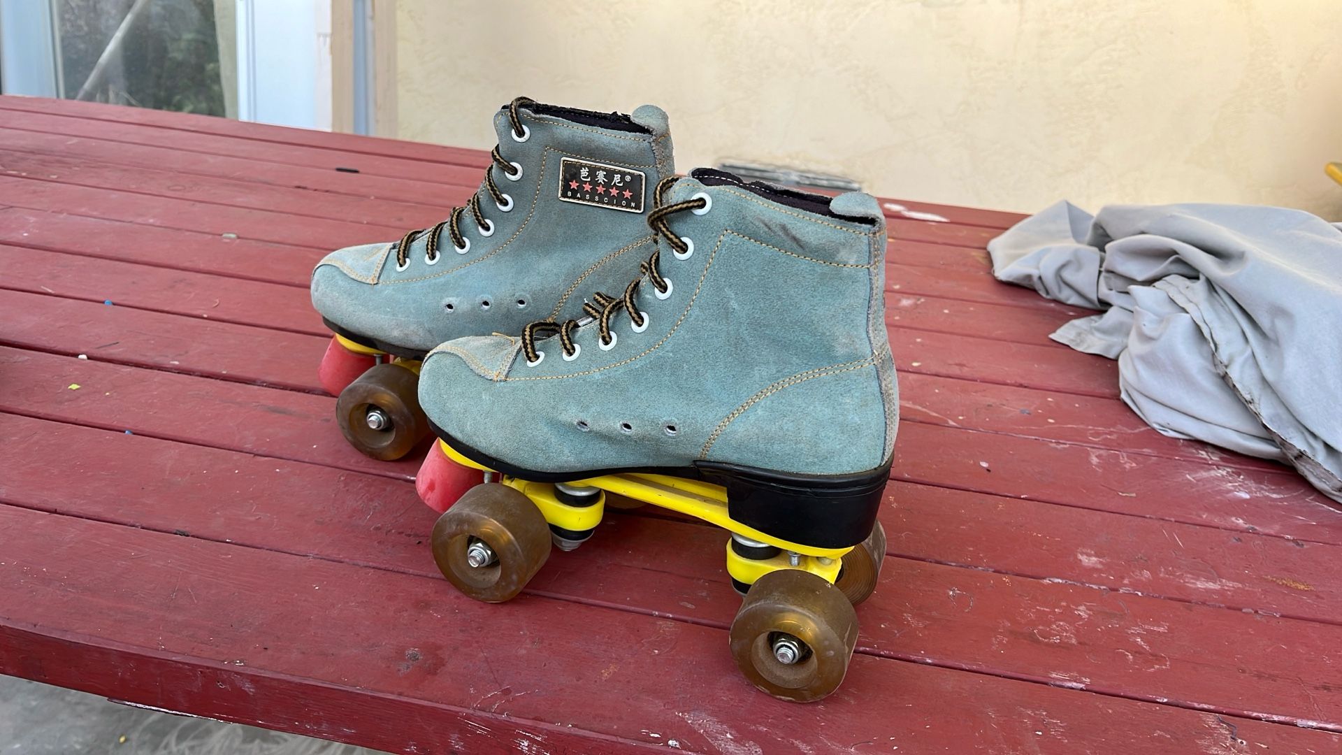 Women’s Skate Shoes