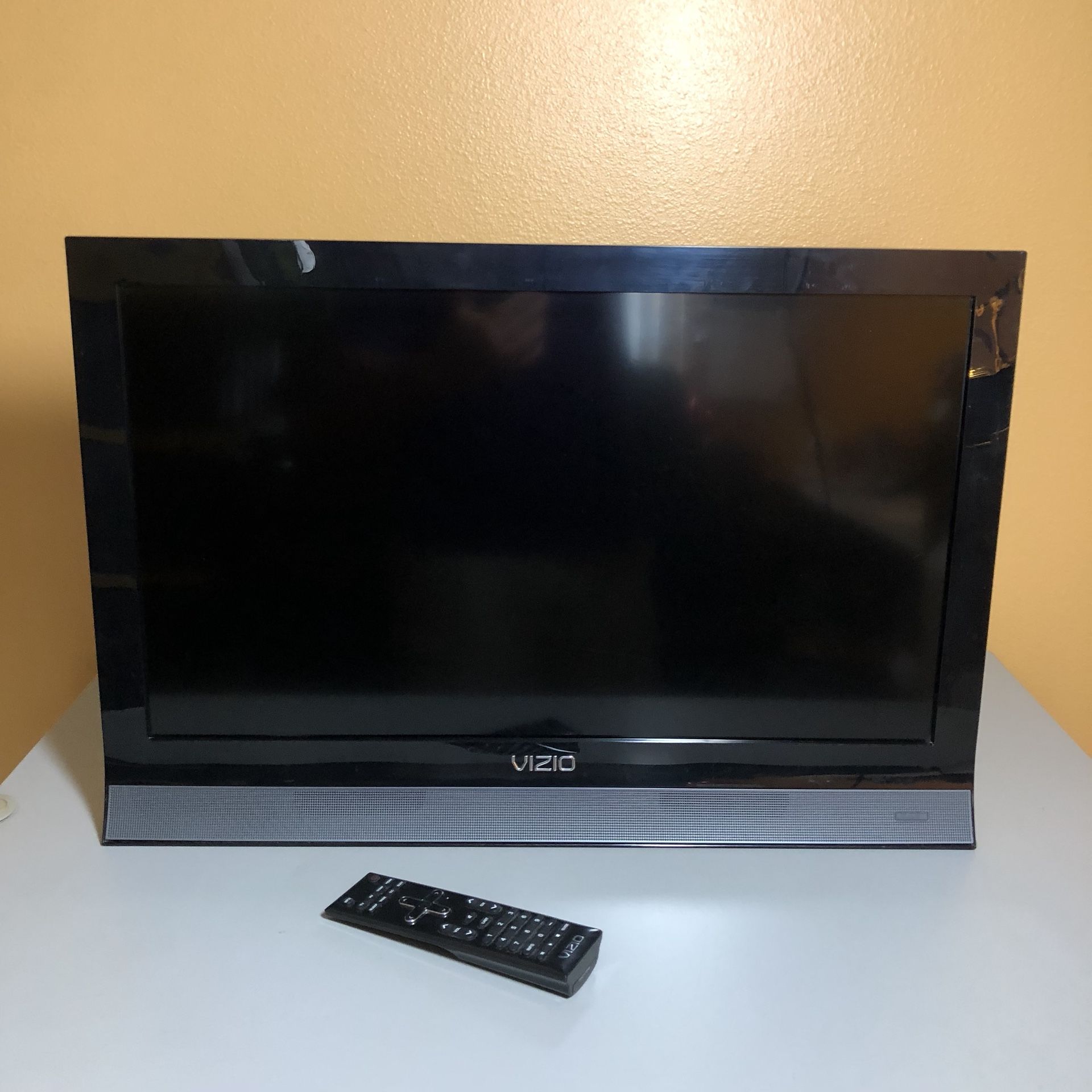 VIZIO 26" Class Razor LED-LCD HDTV 60Hz, M260VA