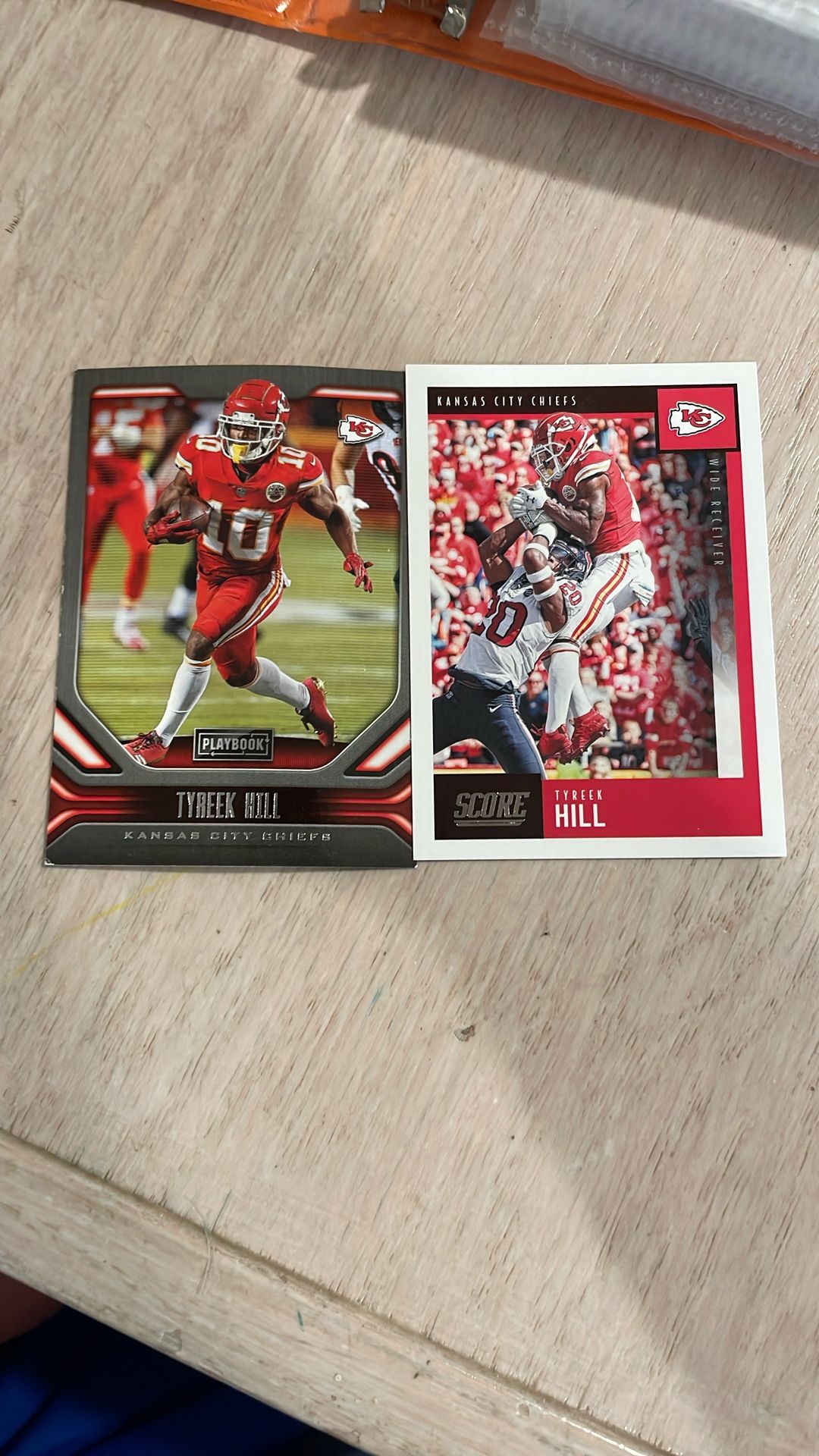 2 Kansas City Chief Tyreek Hill Cards