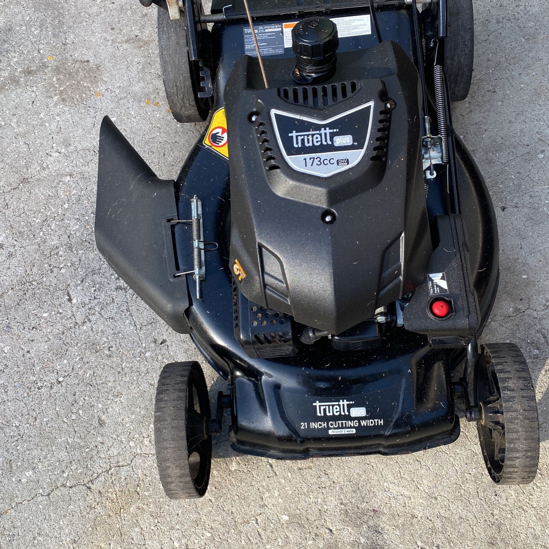 MTD lawn Moore made for Truett this has the new Briggs & Stratton motor on it big wheel self-propelled ready to go no issues