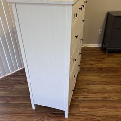 White 5 Drawer Tall Dresser – Great Storage