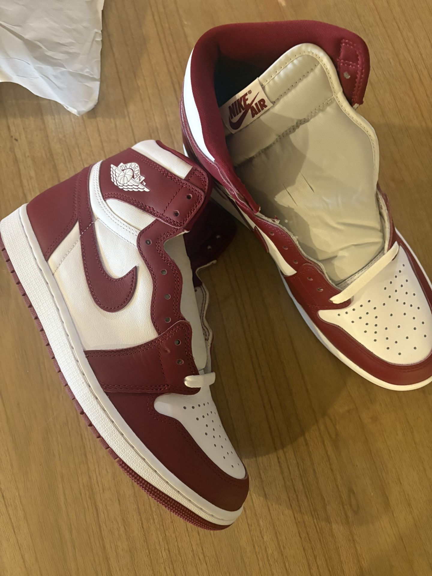 NIKE AIR JORDAN 1 RETRO HIGH OG WHITE/TEAM RED SIZE MEN'S 10.5  [DZ5485-160]
