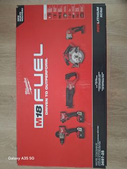 Milwaukee  combo set M18 fuel  5 piece + batteries and charger