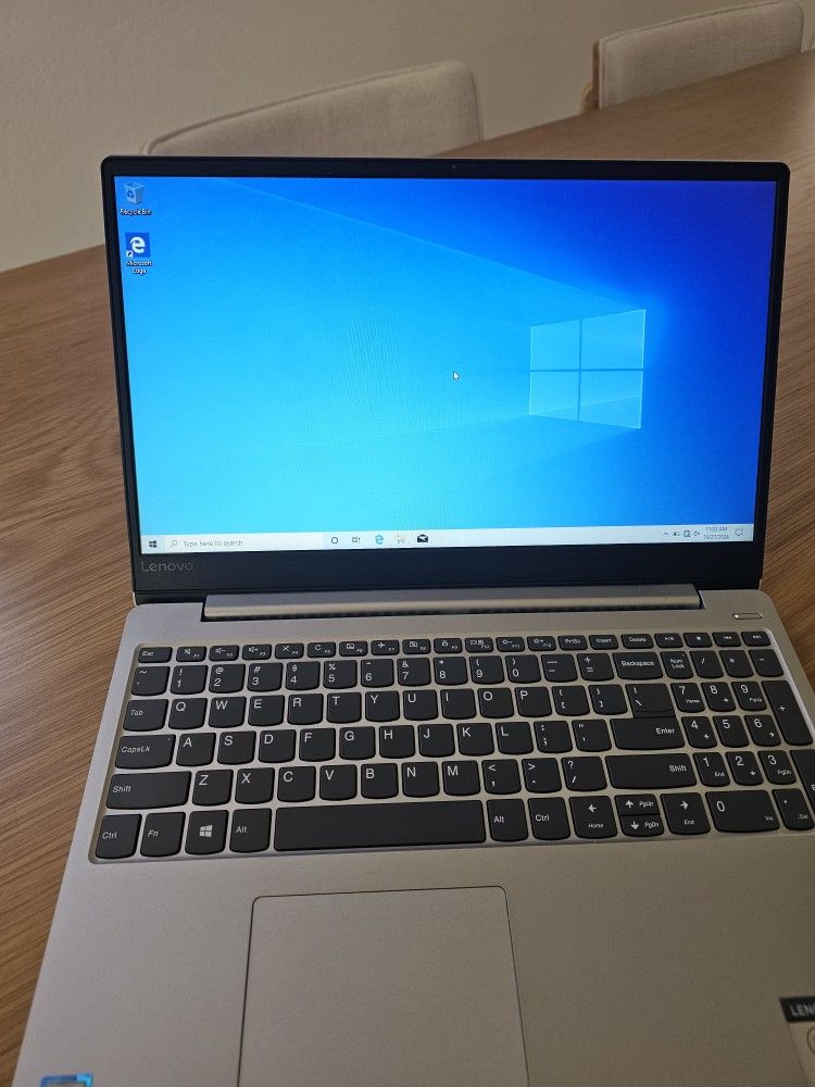 Lenovo IdeaPad 330s 15.6HD /4GB/1TB