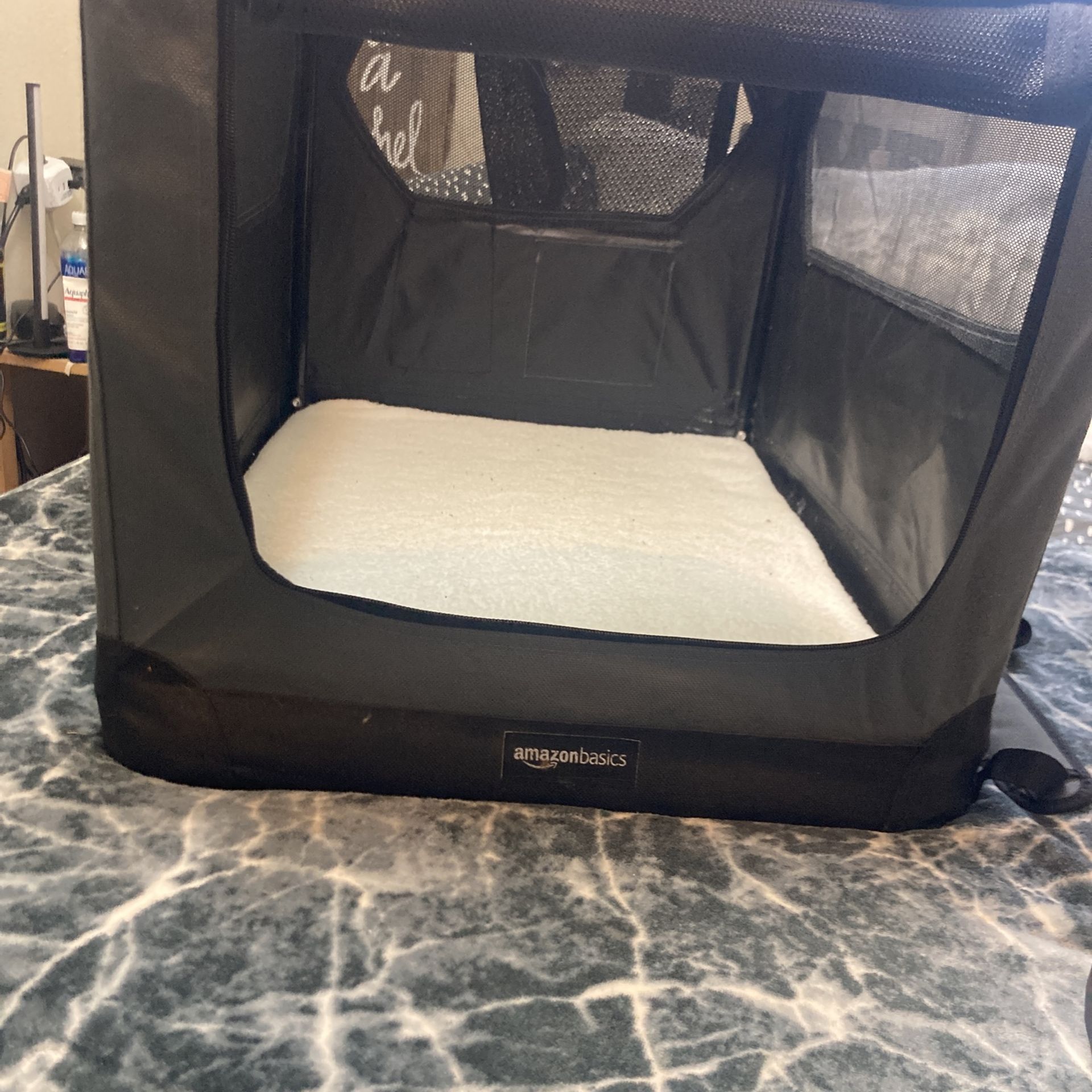 Amazon Basics Travel Pet Carrier for Sale in Spanaway, WA OfferUp