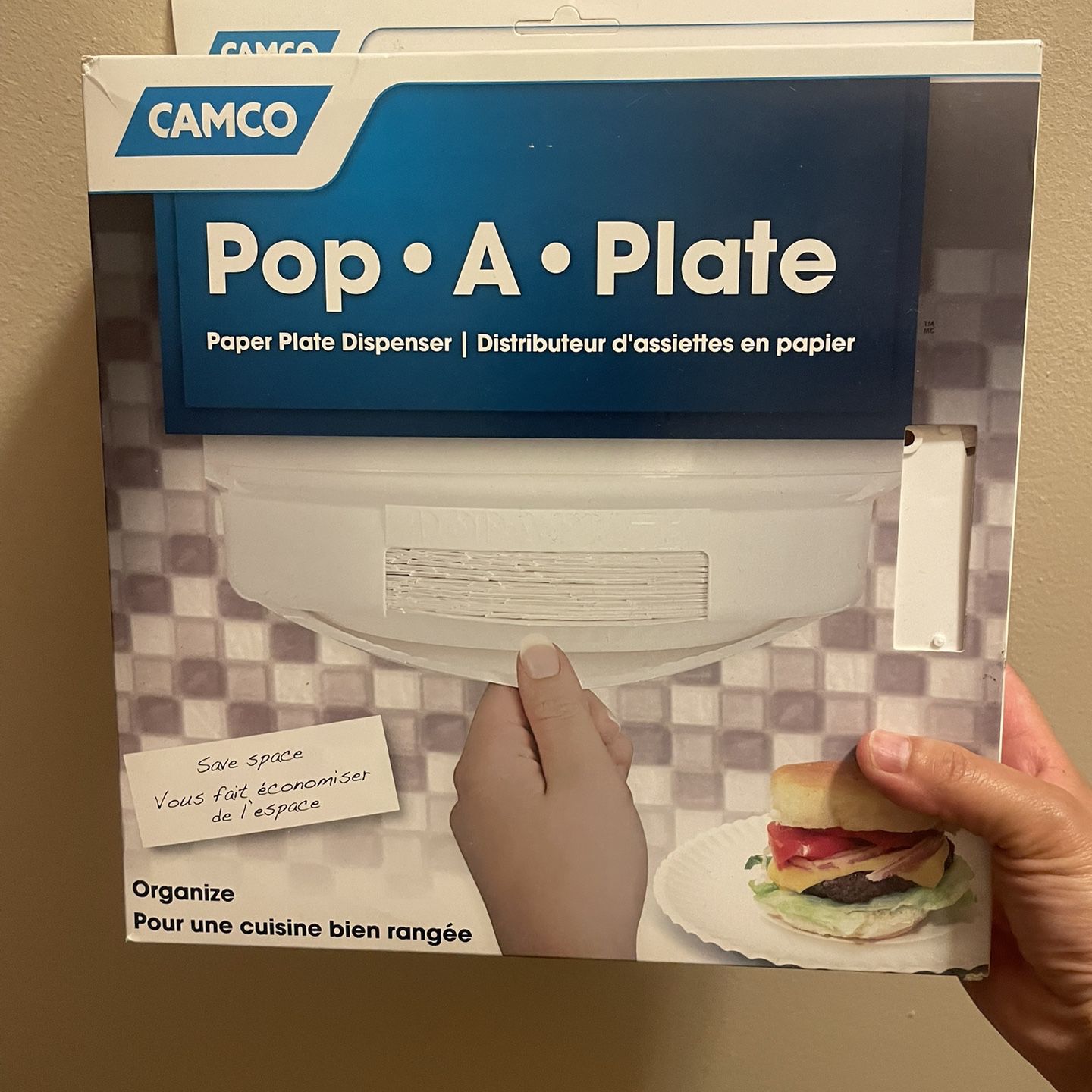 Pop-a-plate Camco