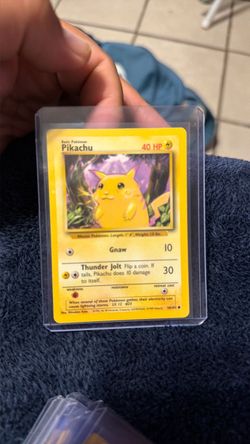 Pikachu Base Set Pokémon Card 58/102