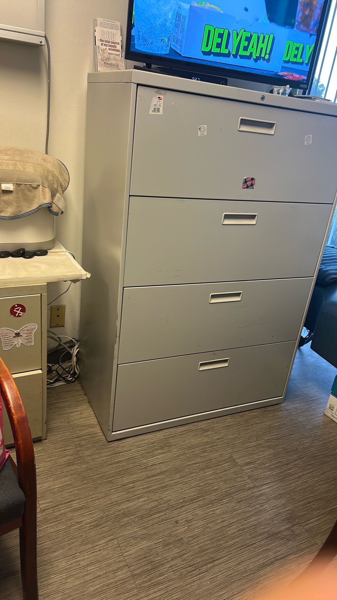4 Drawer File Cabinet
