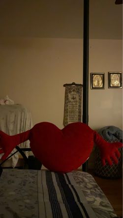 Heart pillow