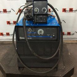 Miller Dimension 652 Mig Welder With  Wire Feeder