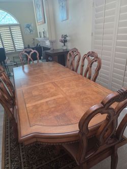 Dinning Table