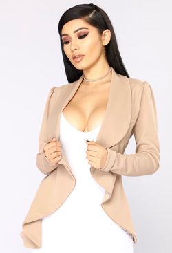 Fashion Nova Tan Open Front Wide Lapel Stretch Business Office Blazer M - Excellent Condition Like New Wore Once