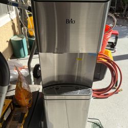 Brio Water Dispenser