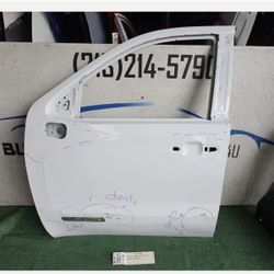 w/1dent 2019 - 2023 GMC SIERRA 1500 SILVERADO FRONT LEFT DRIVER DOOR OEM AY29871