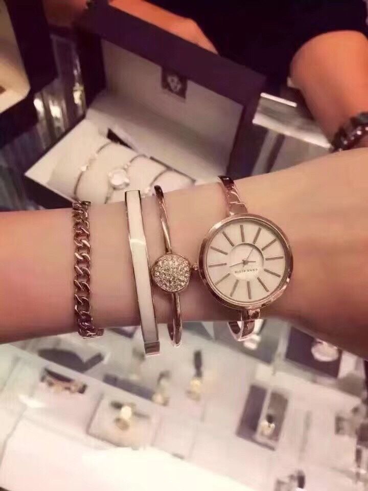Brand 100% New Anne Klein women watch set - Jewelry